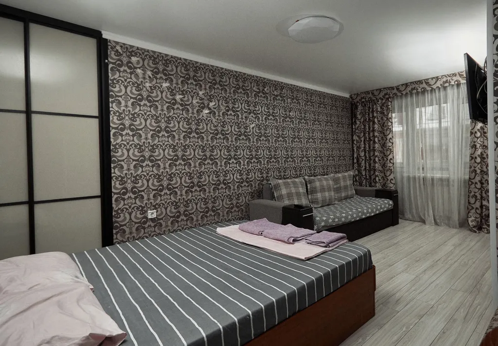 Квартира Студия в центре города — аренда посуточно в Альметьевск