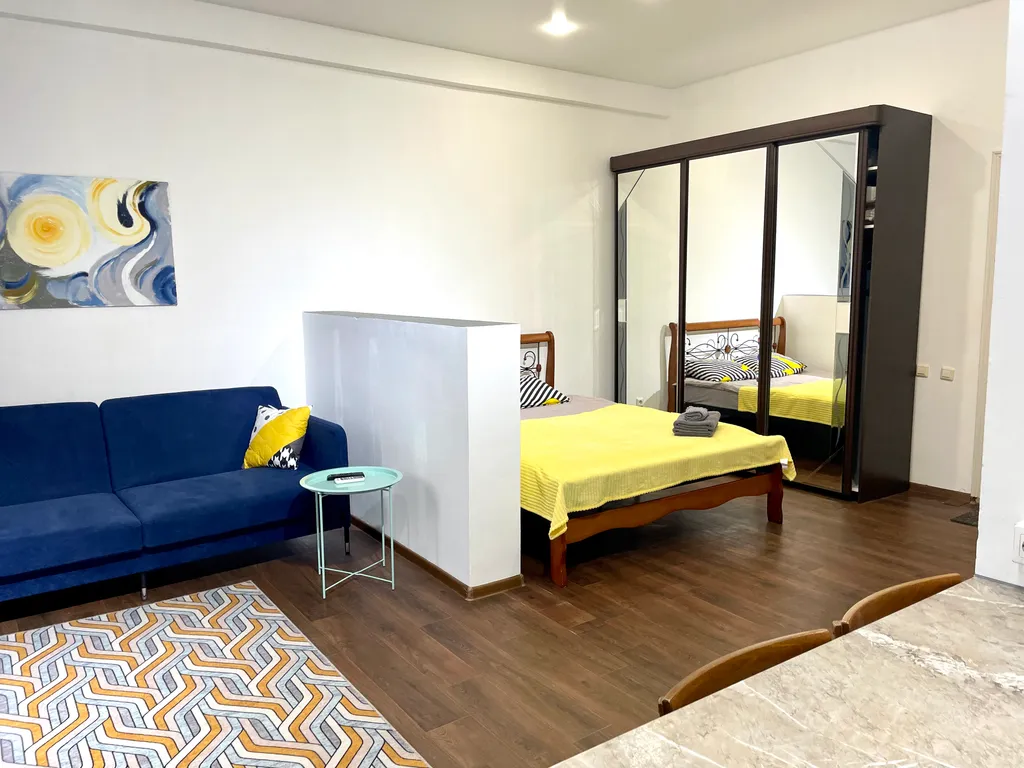 Квартира Стильная яркая квартира вблизи Областной больницы — Иркутск