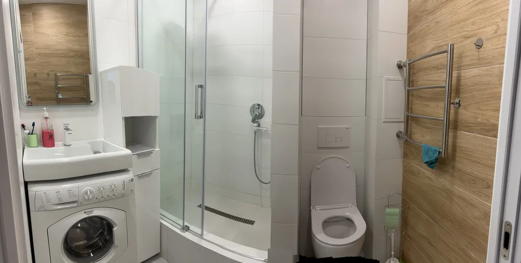 Современная квартира рядом с набережной