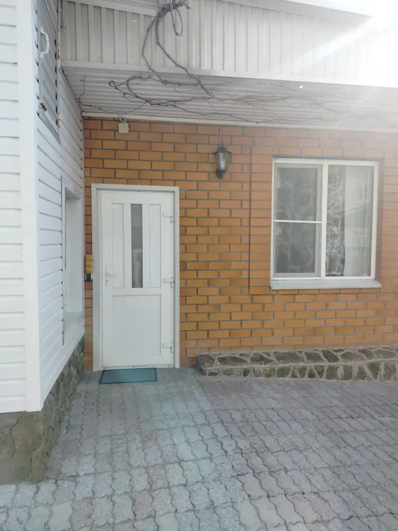 Коттедж Отдельностоящий дом с одним отдельным входом — Геленджик