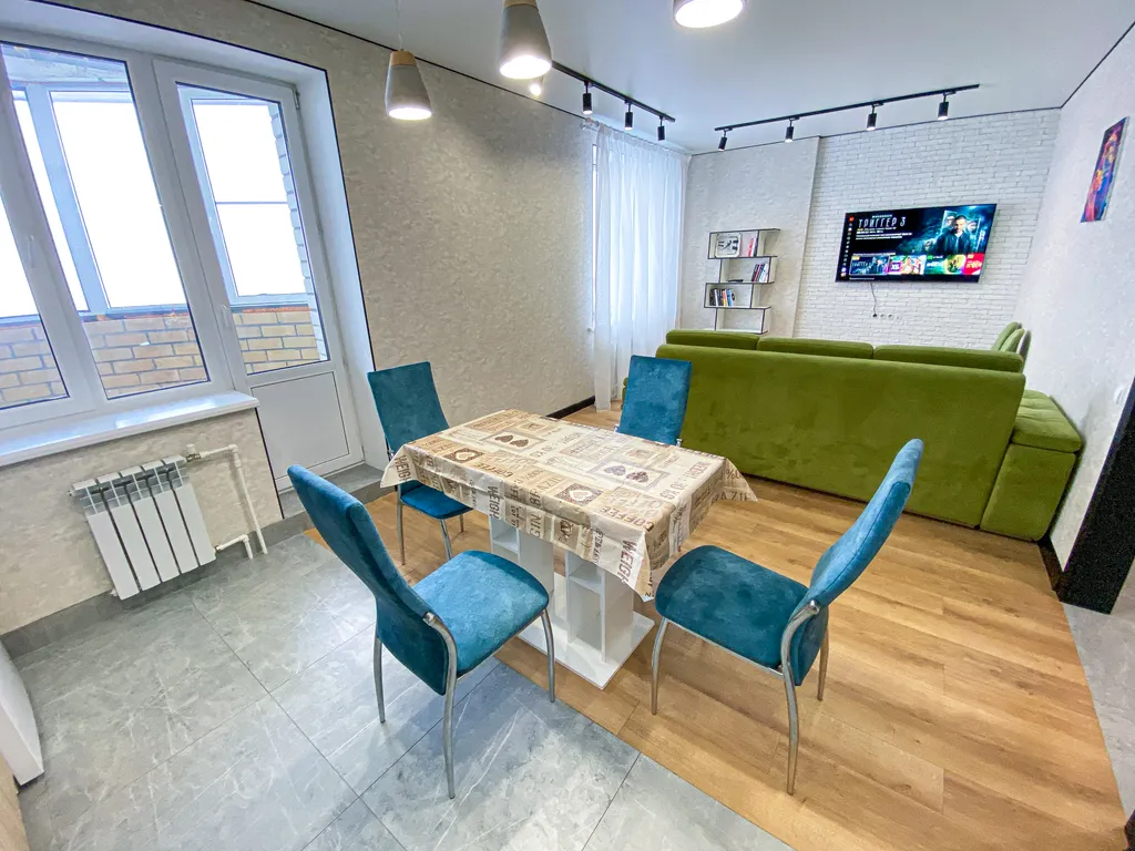 Шикарная евродвушка с красивым видом из окна