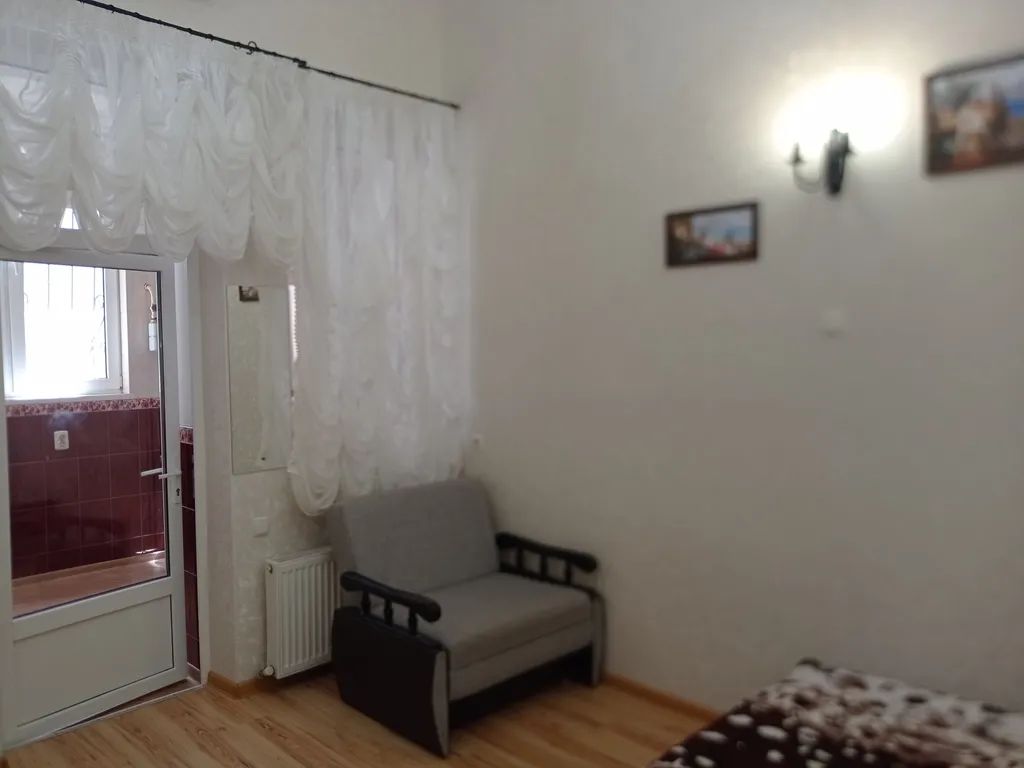 Квартира 1-комнатная Квартира — Евпатория