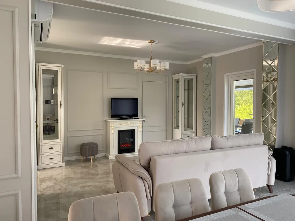 Коттедж Перламутр с сауной и 4 спальнями