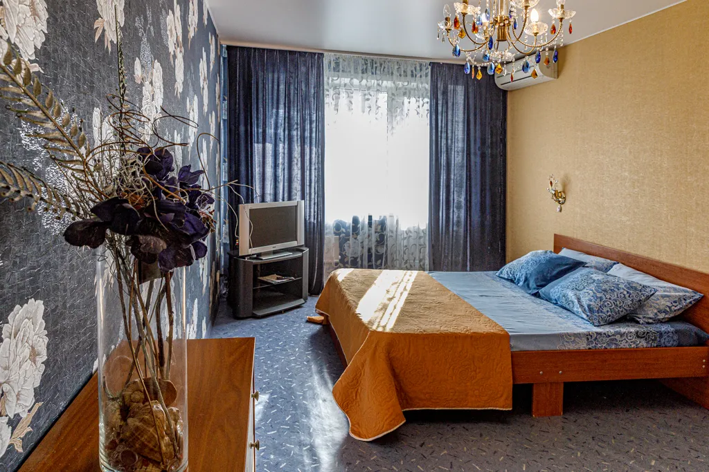 Уютная квартира у парка. Вечеринки и гости строго запрещены. — аренда посуточно в Тольятти