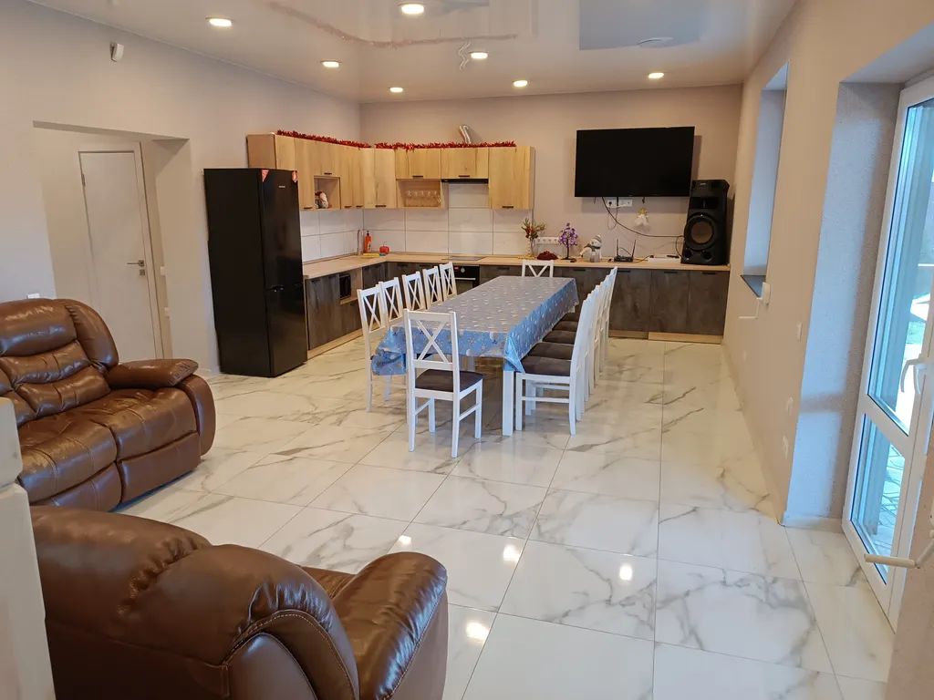 Дом с пятью спальнями в 10 минутах от моря