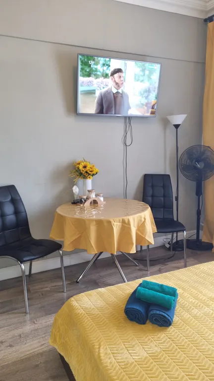 Квартира Квартира Студия у метро ждёт своих гостей — Москва