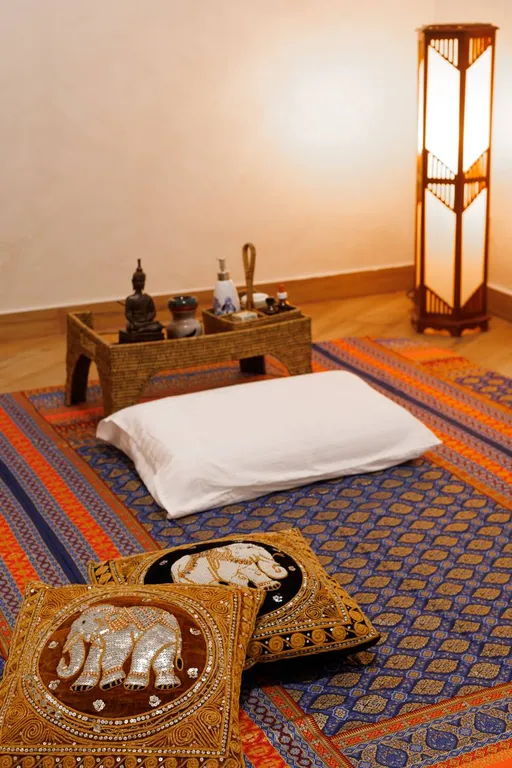 Студия, квартира с балконом в центре