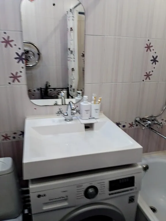 Уютная квартира со всем необходимым для жилья недалеко от центра