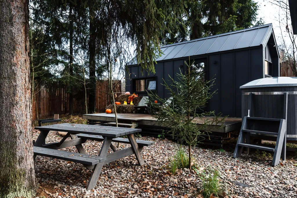 Коттедж 1-комнатный Дом — Свердловский