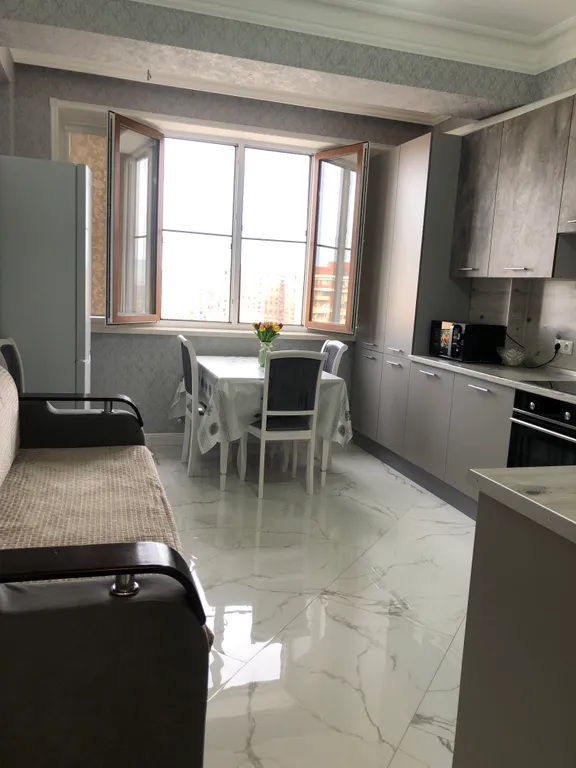 Уютная евродвушка в центре города недалеко от моря