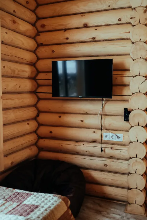 Дом на берегу озера