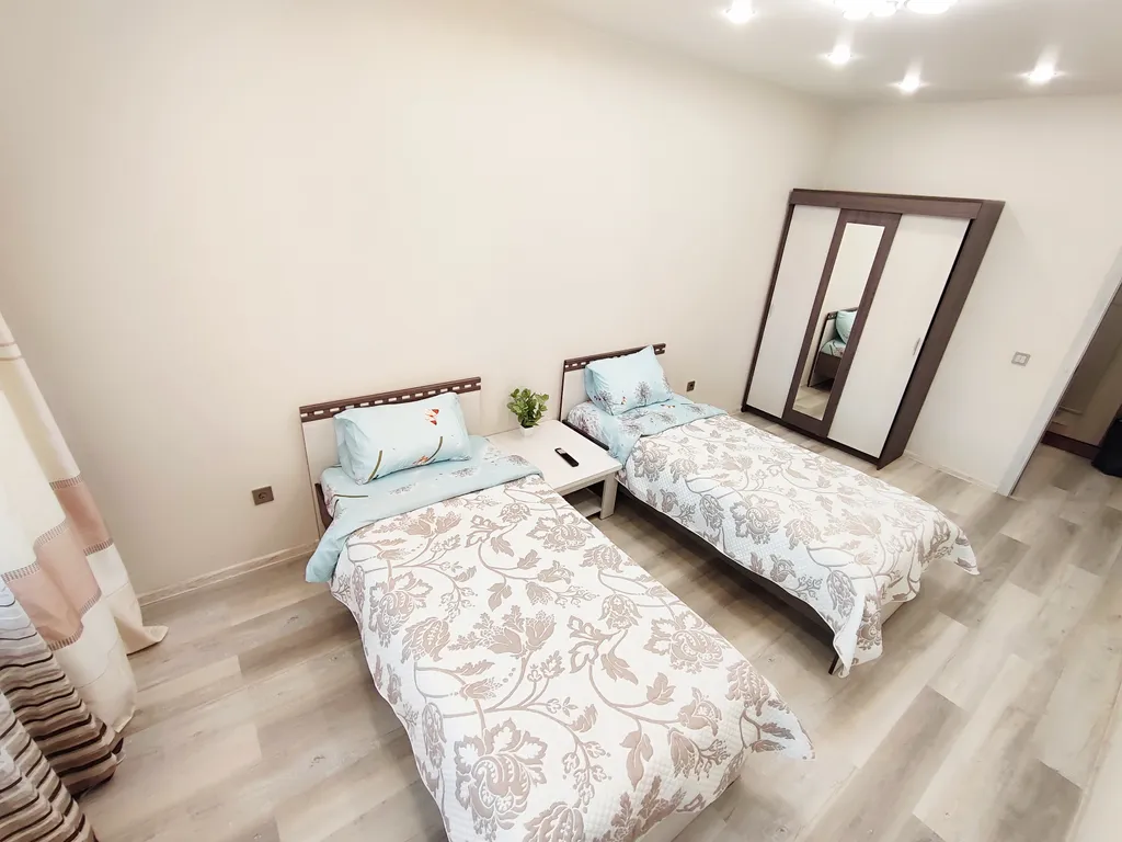 Полноценная 2-комнатная квартира рядом с Аэропортом