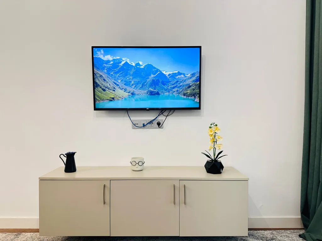 3-комнатные апартаменты для 6 чел в центре рядом с ТРЦ Мега