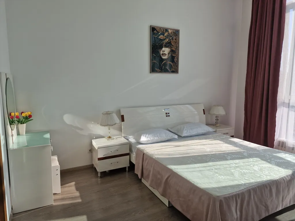 Современные апартаменты с террасой и видом на горы