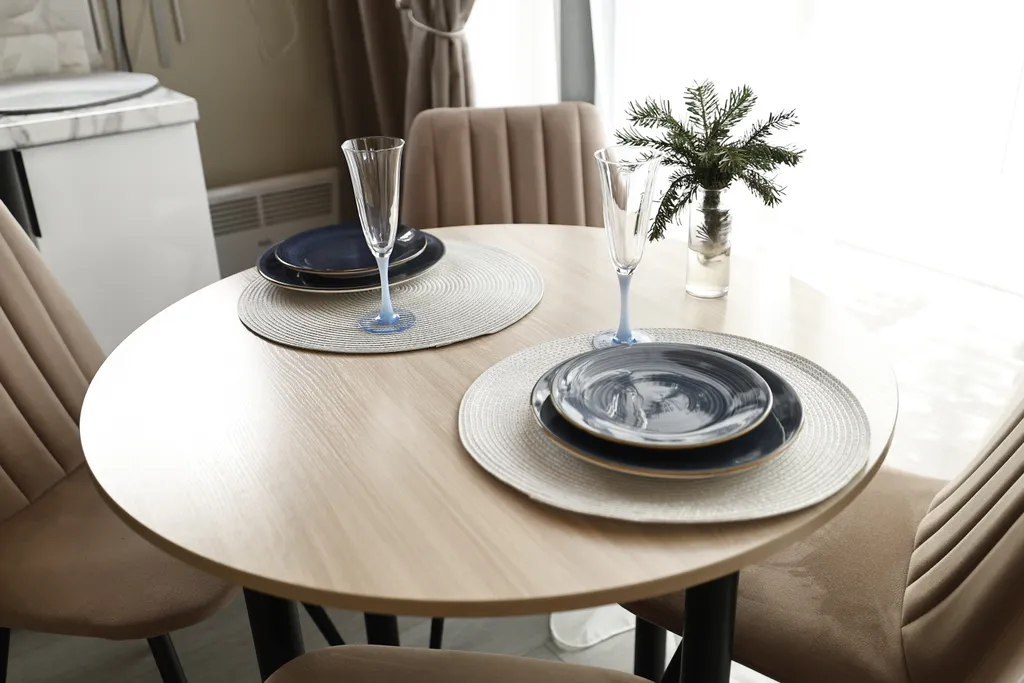 Семейный домик в лесу