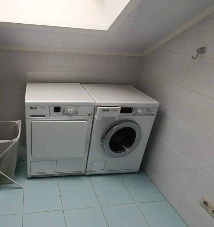 Большой светлый гостевой дом 230кв/м 50 соток участок