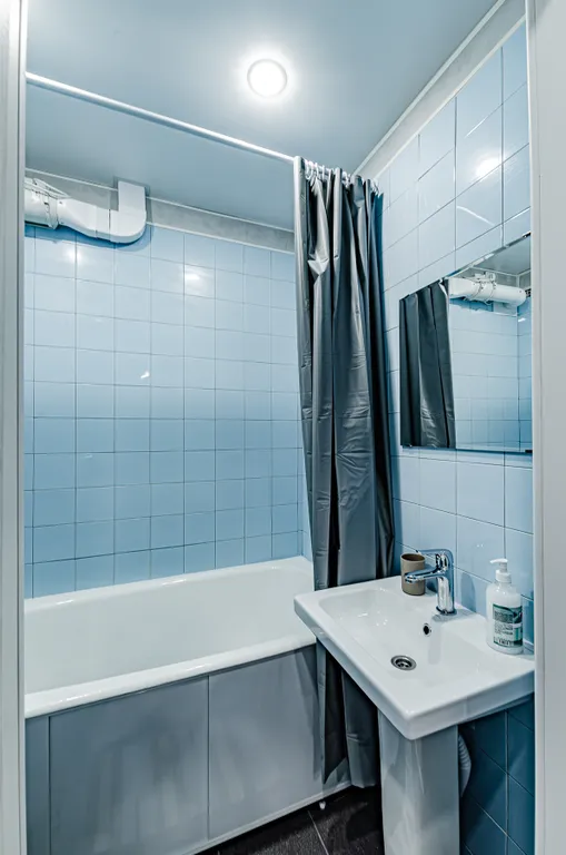 Квартира-студия с ванной в центре города