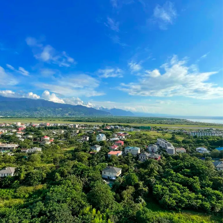 Апартамент #15: 2 спальни, кухня, гостиная, вид на море и горы