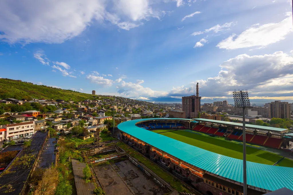 Апартаменты рядом со стадионом Вазгена Саргсяна