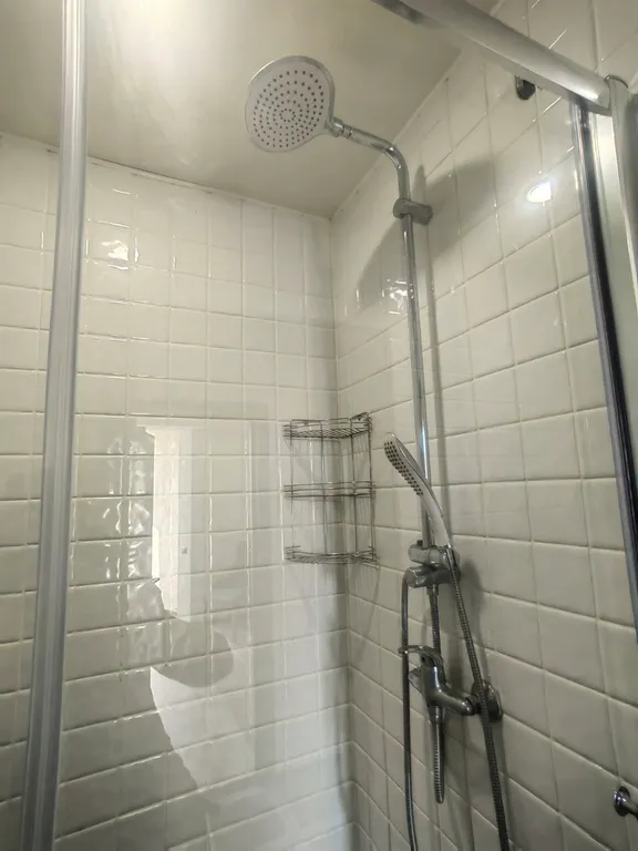 Уютная евродвушка с большой лоджией