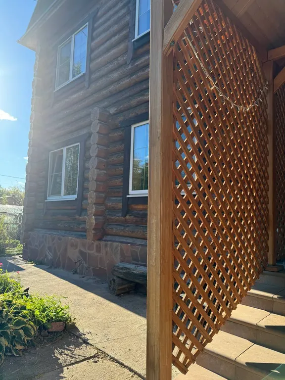 Большой дом с русской баней на дровах и чаном в Зелёном городе