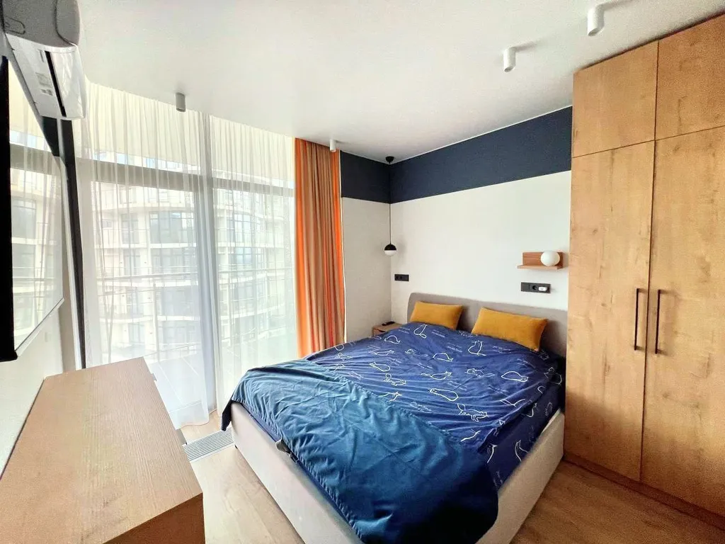 Просторные апартаменты с видом на горы и море