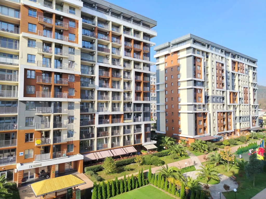 Plum-studio Alliance Apartments