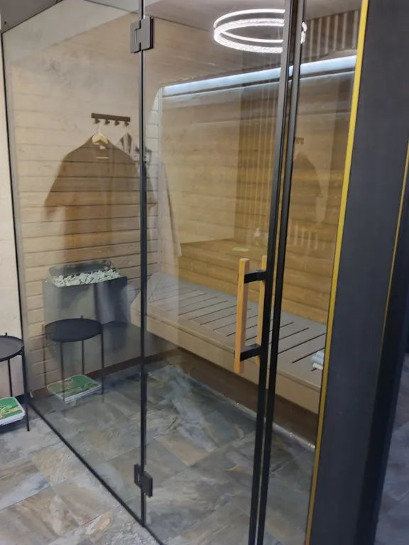 Новые двухэтажные апартаменты с бассейном и сауной