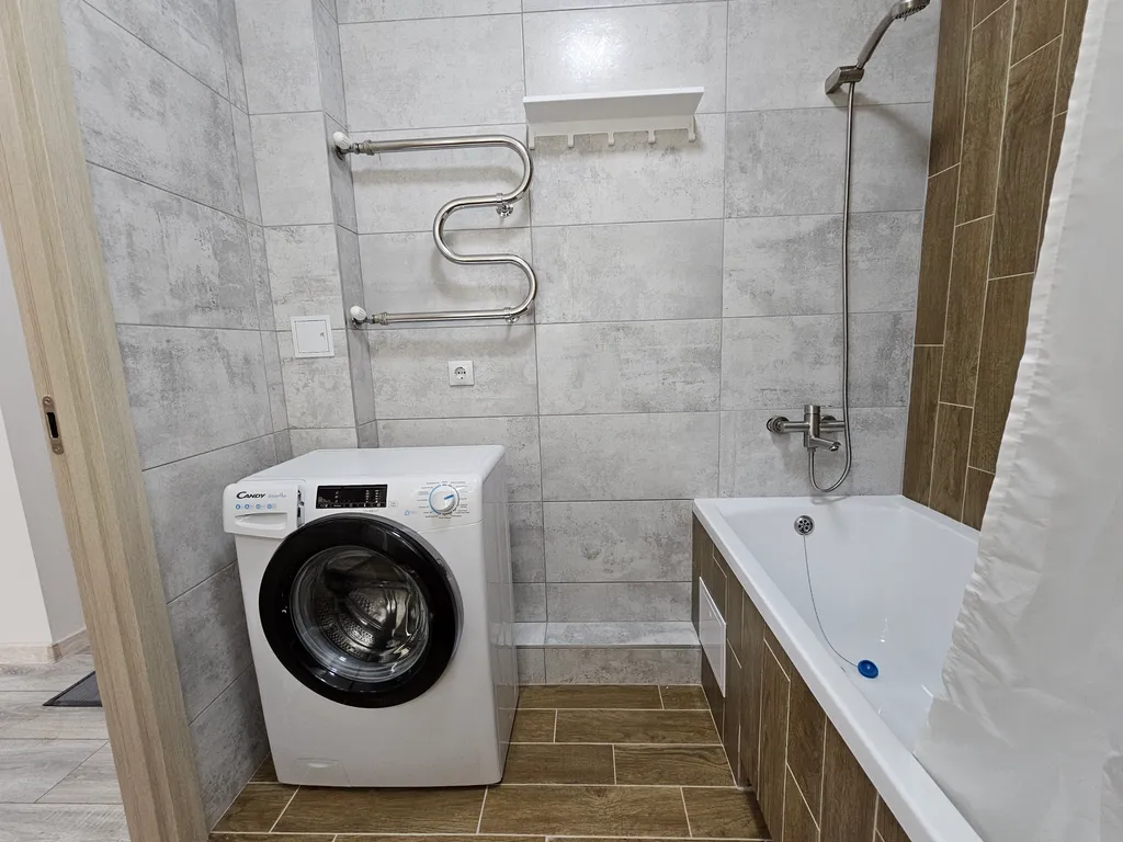 Квартира Просторная 3 км квартира Бирюза на озере в центре города — Горячий Ключ