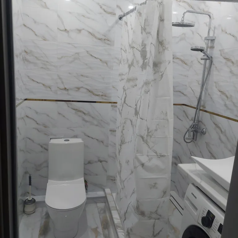 Уютная квартира в новом районе города с видом на горы