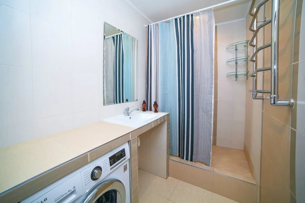 Уютная двухкомнатная квартира рядом со ст. метро Спортивная