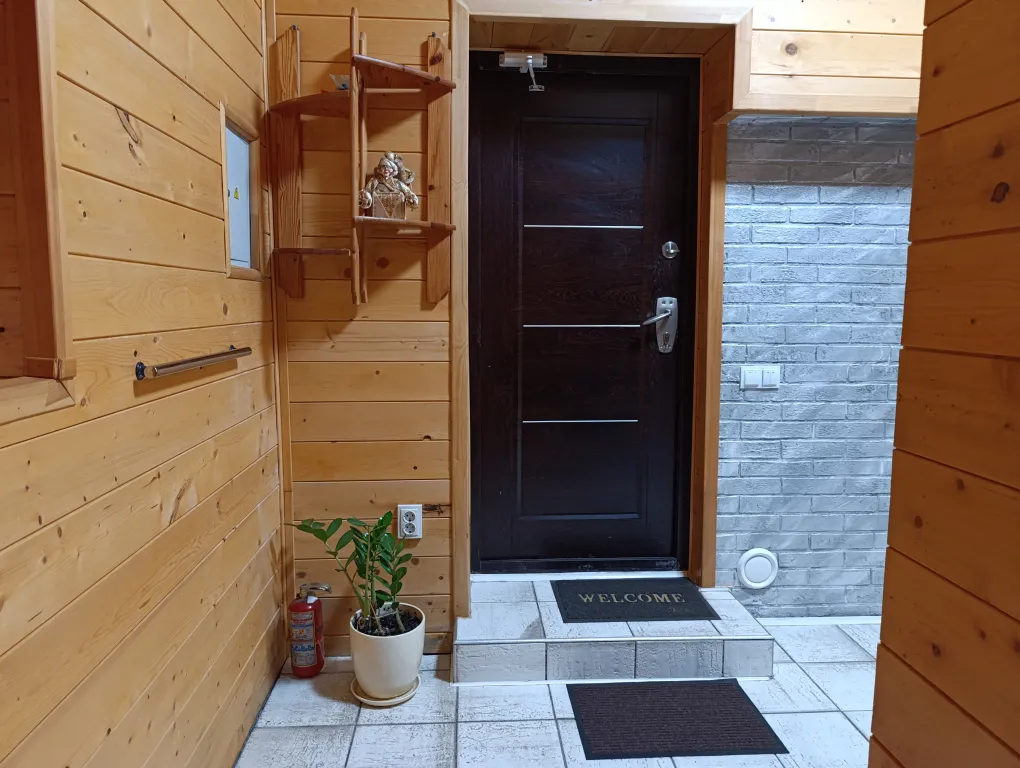 Уютный дом с баней рядом с заливом, карьером, голубыми озерами и сосновым лесом