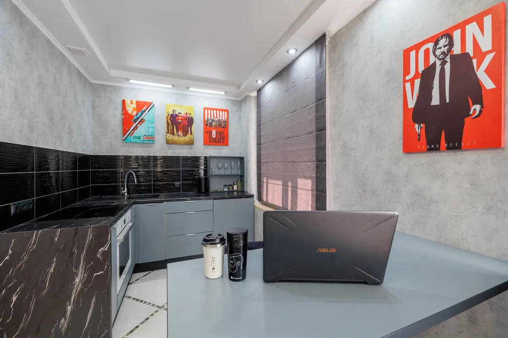 Киностудия - свежая студия с 65" Smart-TV