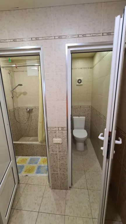 Уютная комната в центре, море - 600 метров