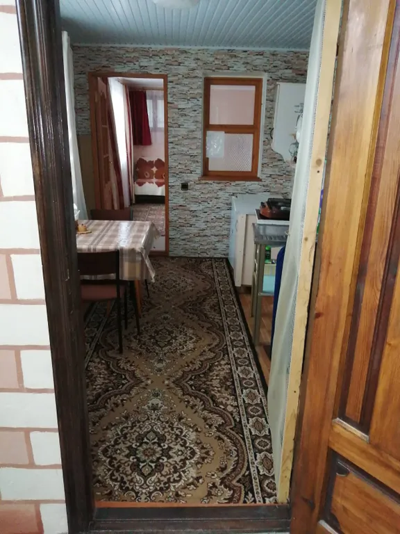 Уютный домик с собственным двором и видом на море, душ и туалет в доме