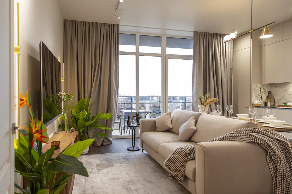 Дизайнерские апартаменты Атмосфера с уютным балконом