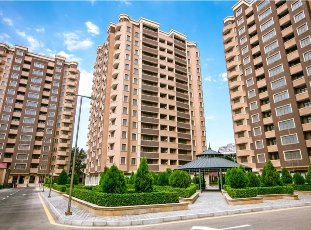 Трехкомнатная квартира в центре