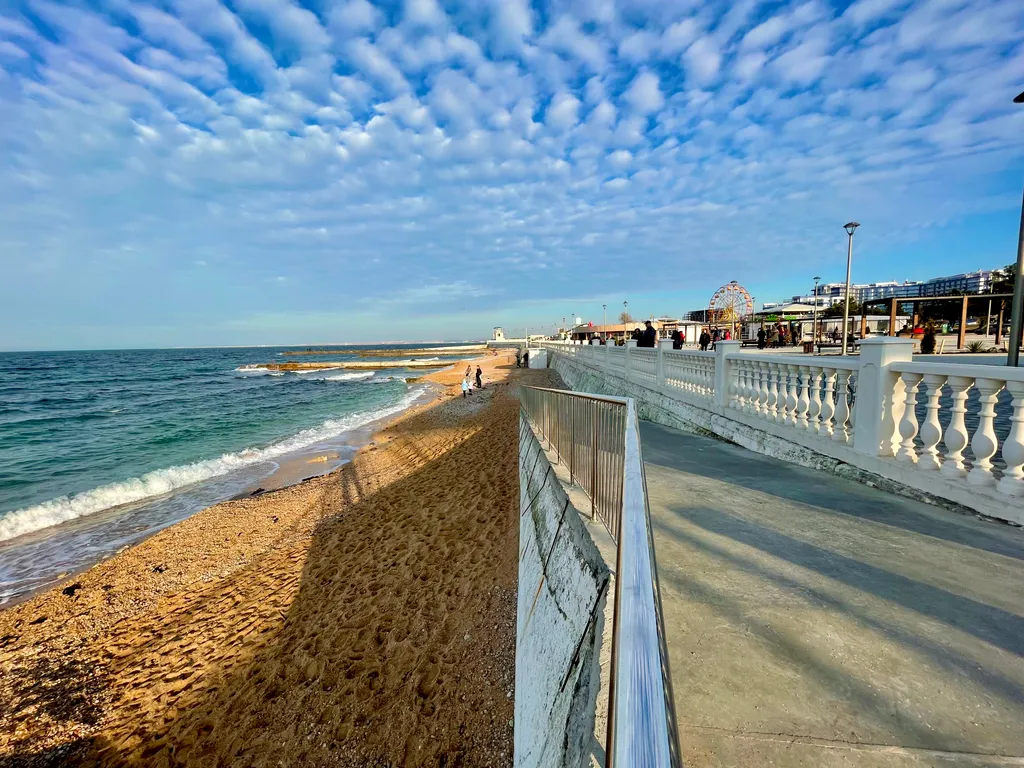 Квартира у пляжа и Парка победы с видом на море