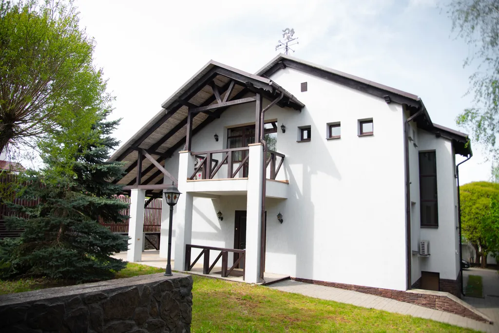 Премиум-дом для отдыха с сауной, бассеином и бильярдом