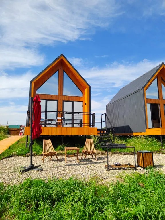 Коттедж Домик на берегу озера в современном стиле со всеми удобствами — аренда посуточно в Шелехов