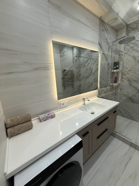 Просторная квартира с дизайнерским ремонтом