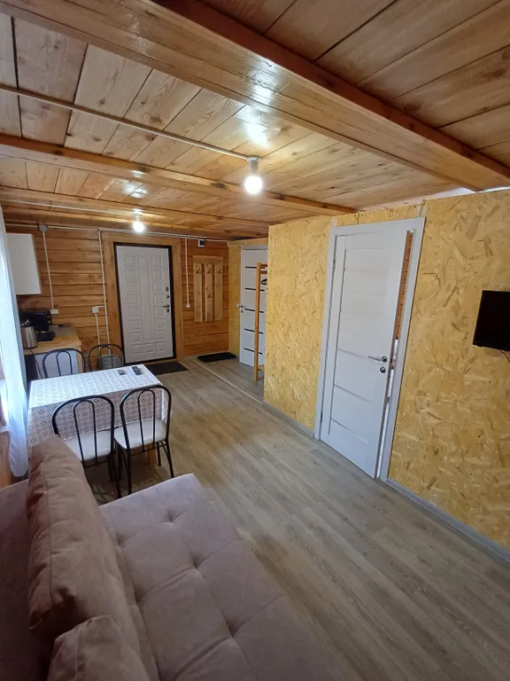 Благоустроенный домик