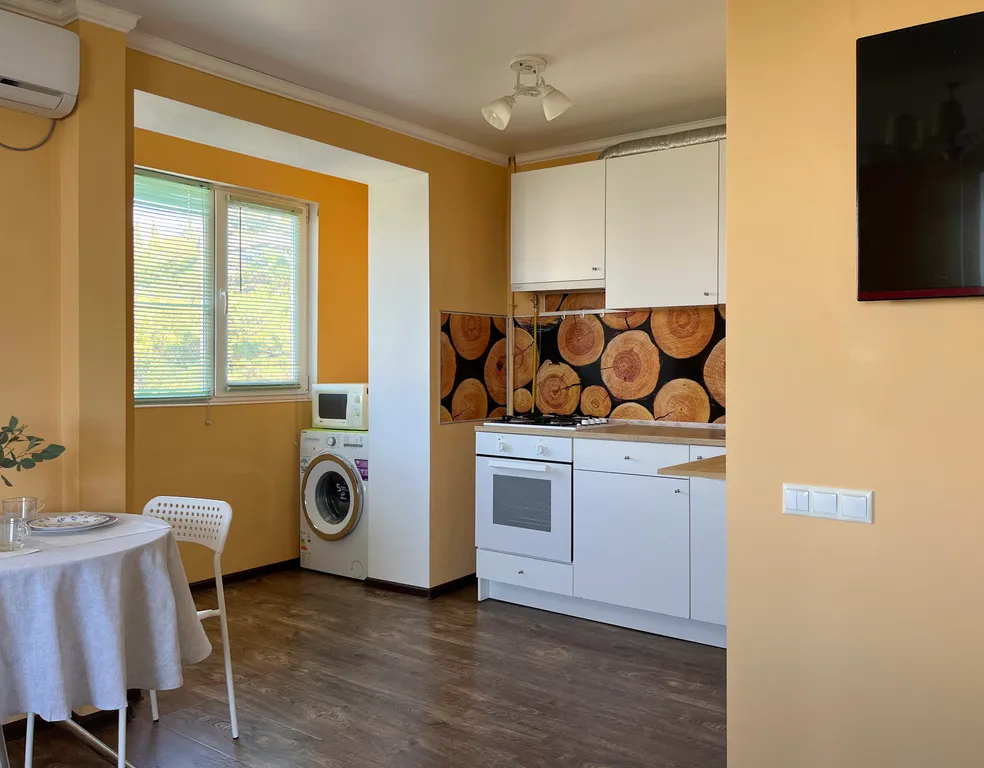 Яркая и солнечная квартира с видом на море