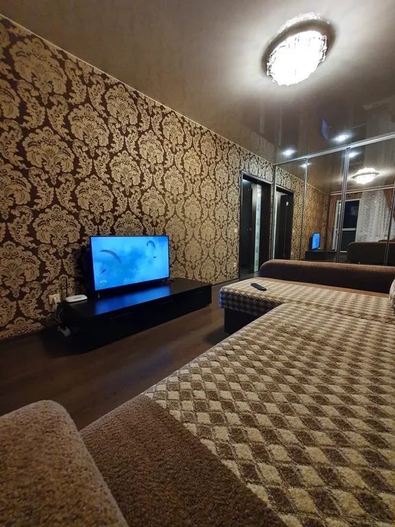 Двухкомнатная уютная квартира рядом с Ледовым и Спортивной ареной