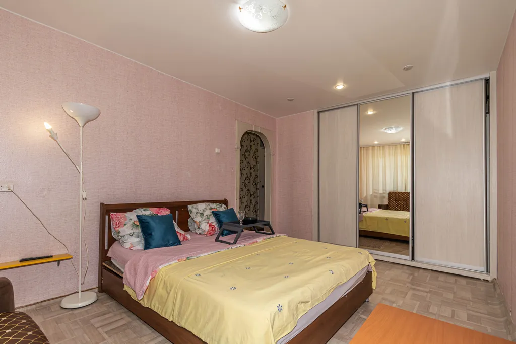 Квартира в центре — аренда посуточно в Курган