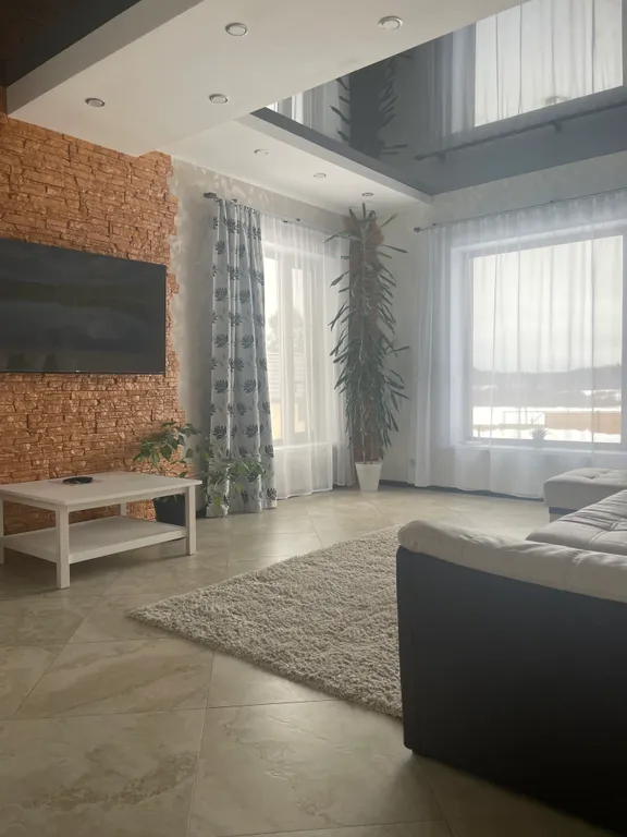 Дом у озера, клевое место