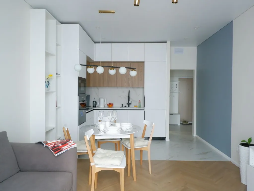 Новая дизайнерская квартира с видом на пруд — аренда посуточно в Ижевск