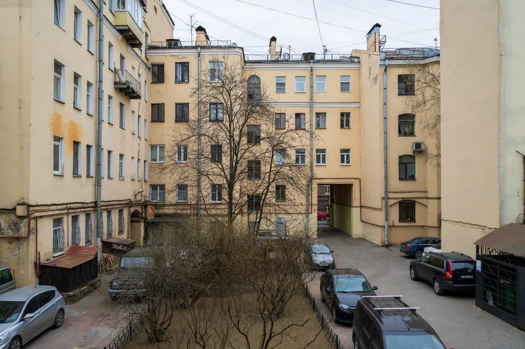 Квартира Апартаменты у Таврического сада с парковкой — Санкт-Петербург