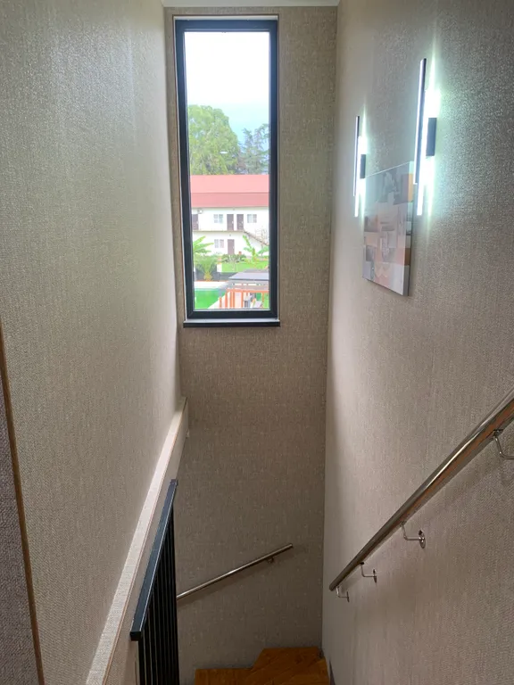 Комфортабельный дом с бассейном с видом на горы