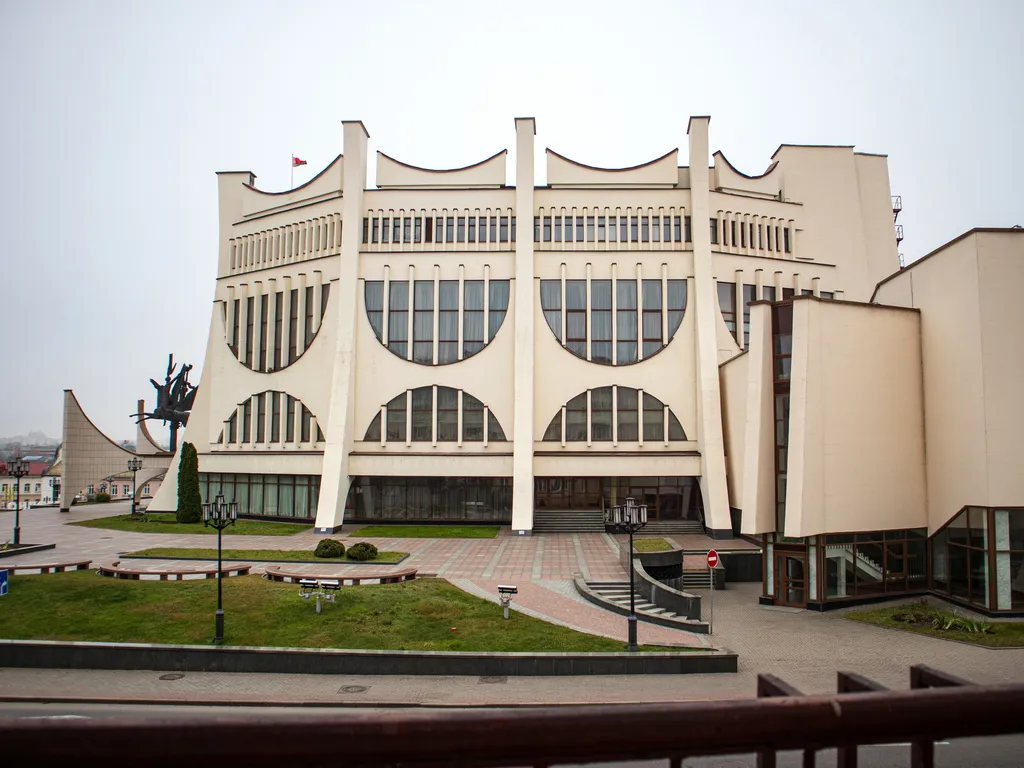 Уютная квартира с потрясающим видом в самом сердце города — аренда посуточно в Гродно